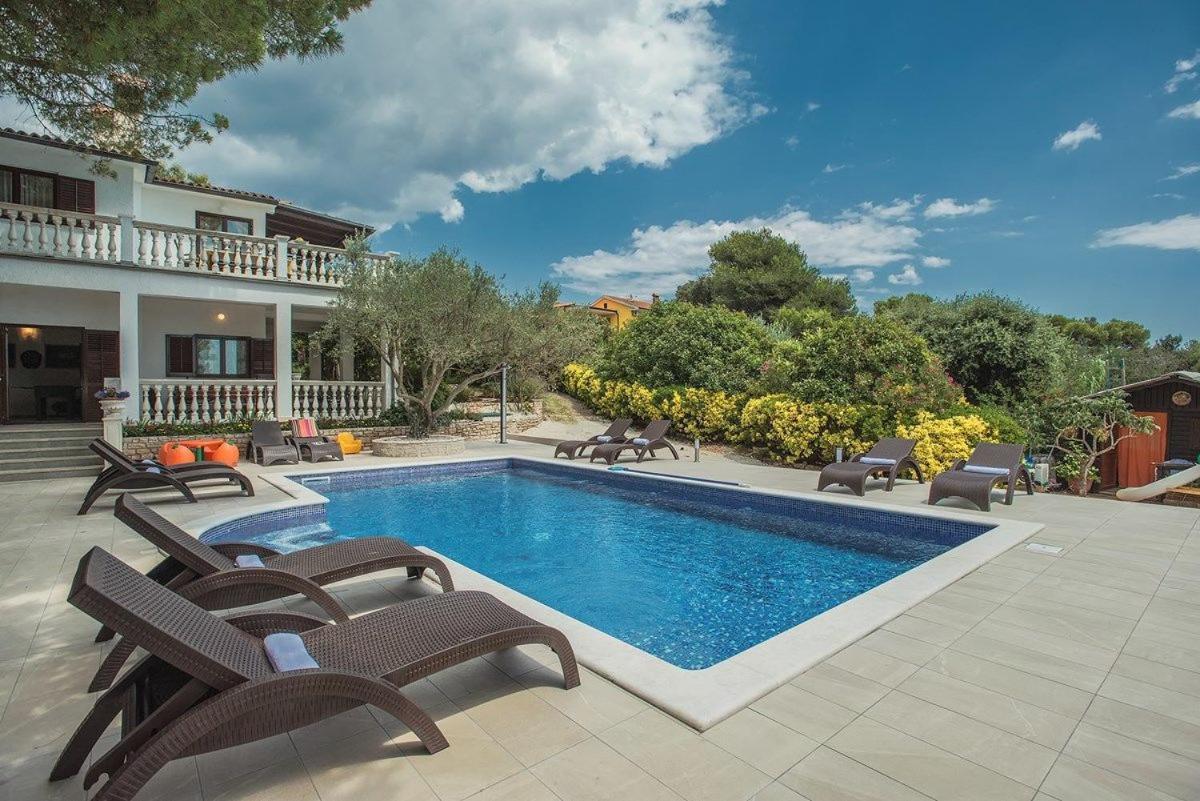 Villa Mima Баньоле Екстериор снимка